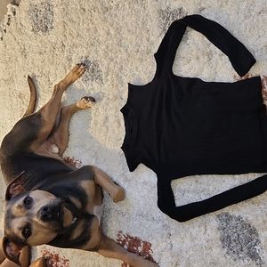 Long sleeve bacl shirt with cutout shoulders. Small